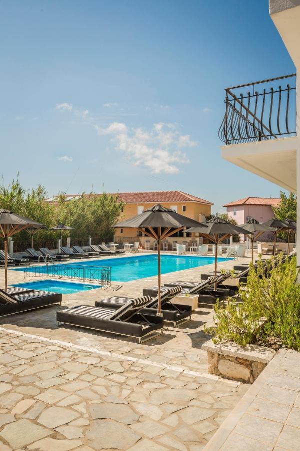 Blue Horizon Hotel Svoronata Extérieur photo